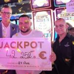 cheque du gagnant nicolas de trois jackpots en un mois au casino barriere de bordeaux
